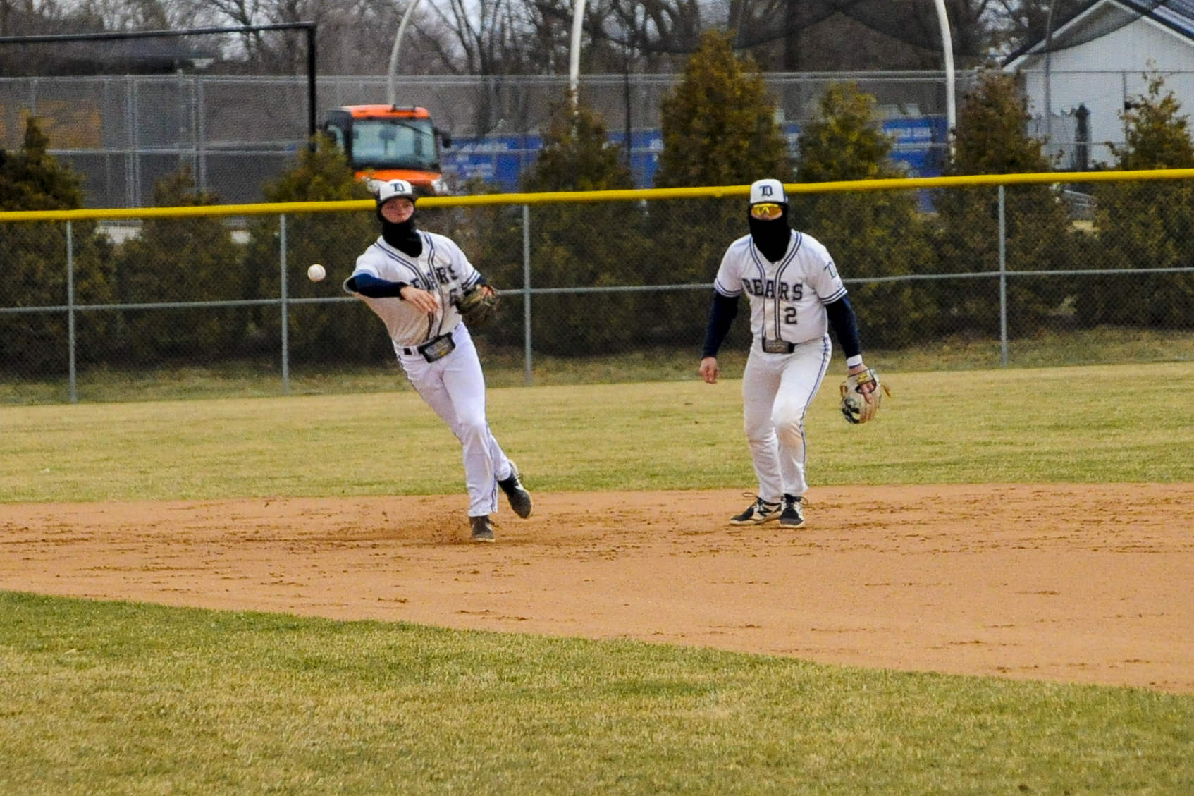 DMACC baseball team sweeps doubleheader from MCC