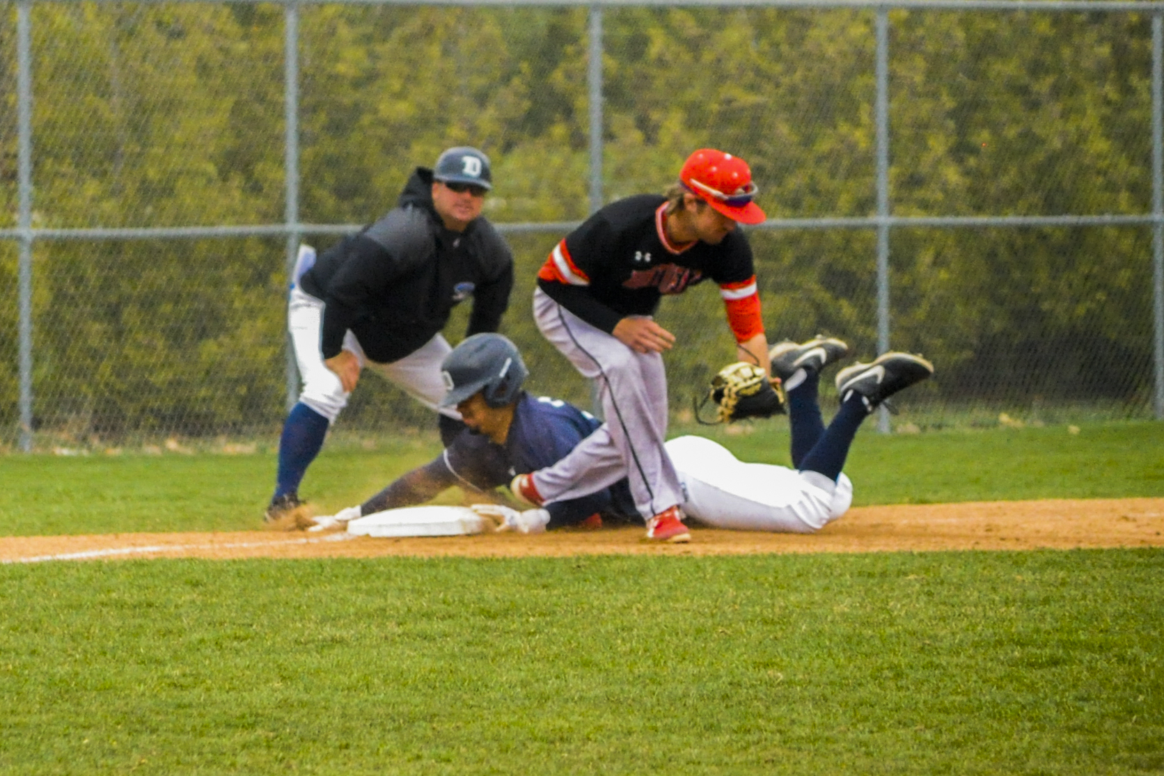 DMACC baseball team splits doubleheader with NECC
