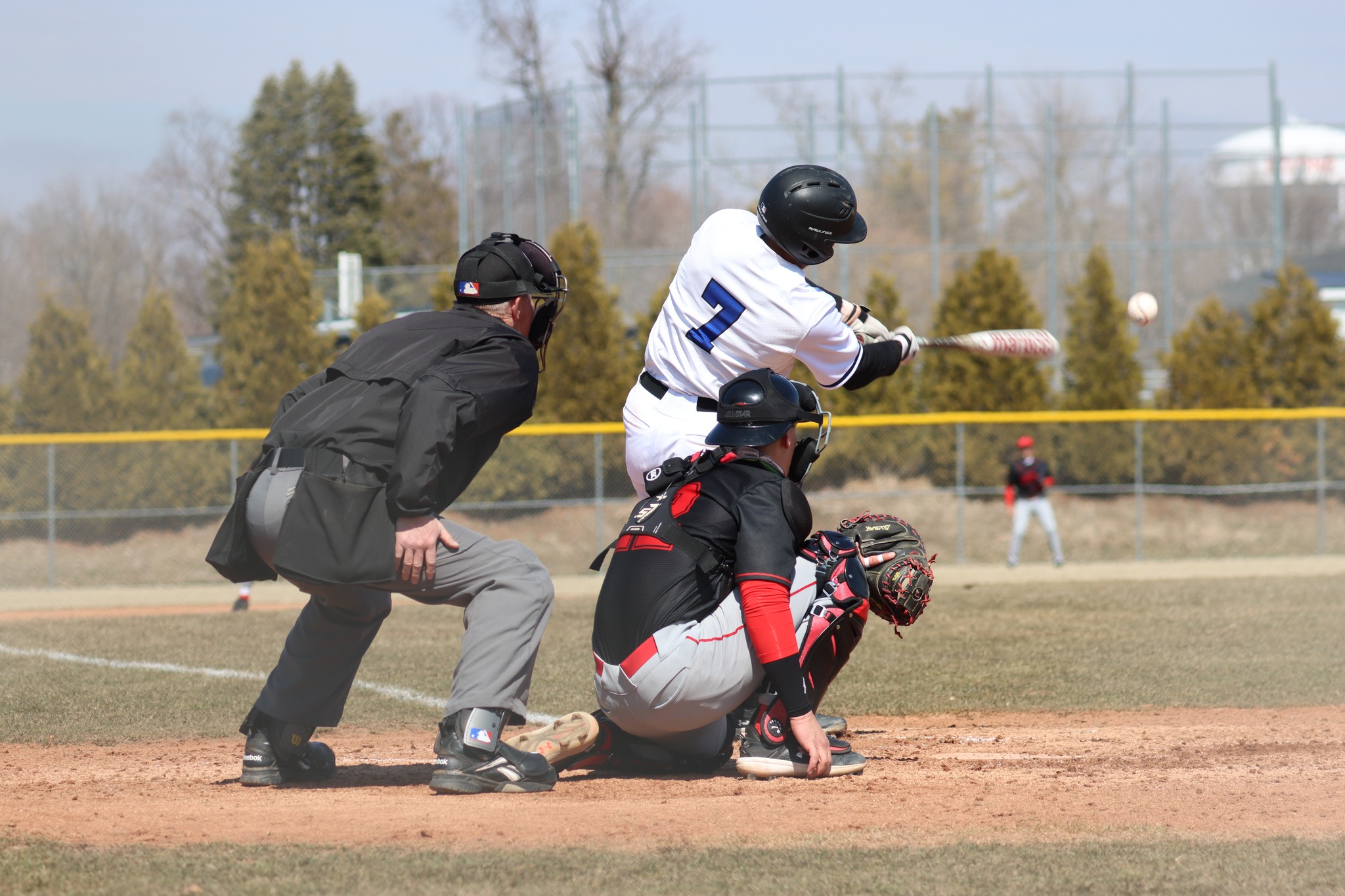 Ziegler, Franck lead DMACC baseball team to doubleheader sweep against Ellsworth CC