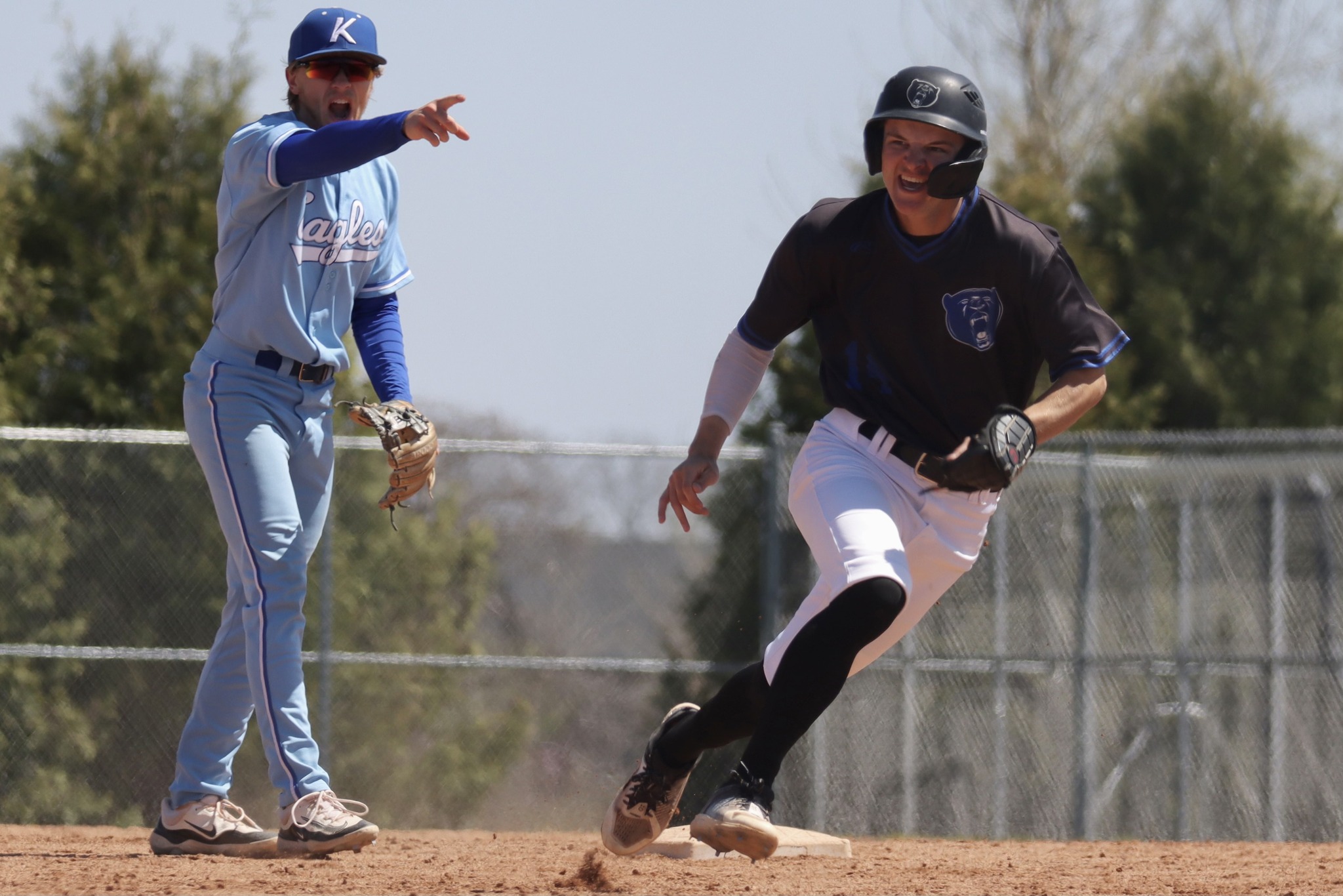 DMACC baseball team sweeps doubleheader from MCC