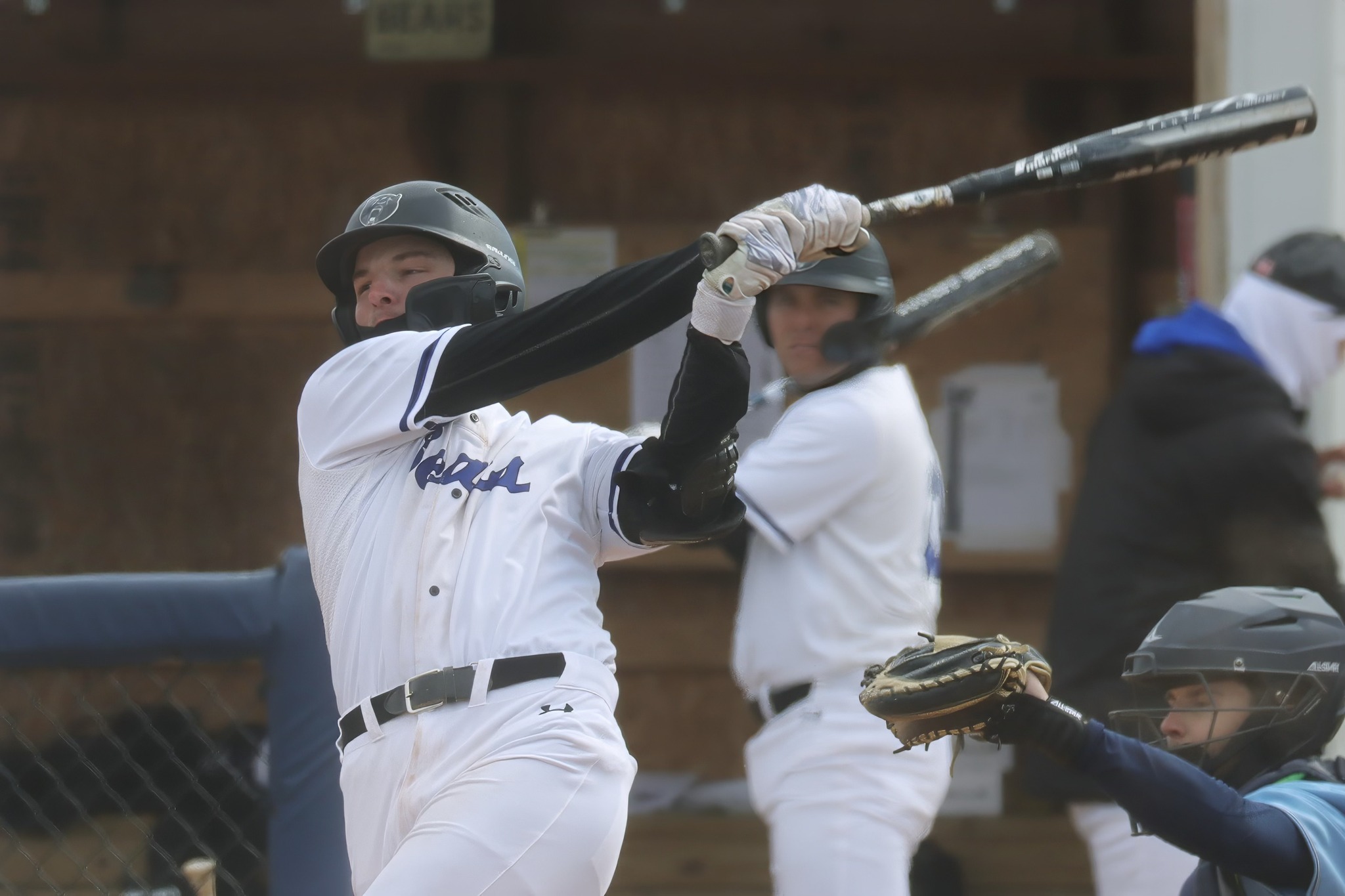 DMACC baseball team splits doubleheader with Indian Hills
