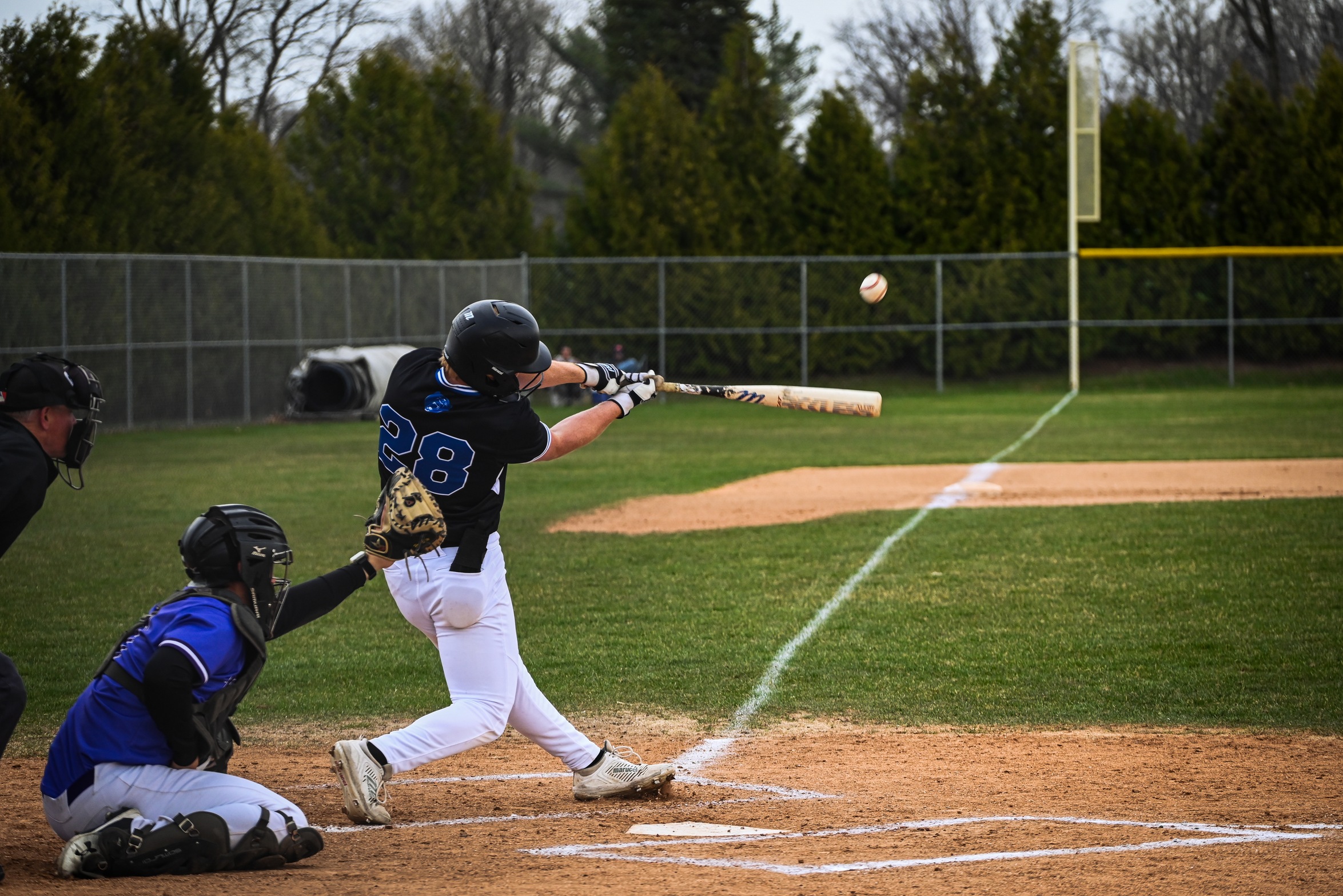DMACC baseball team takes doubleheader from Ellsworth