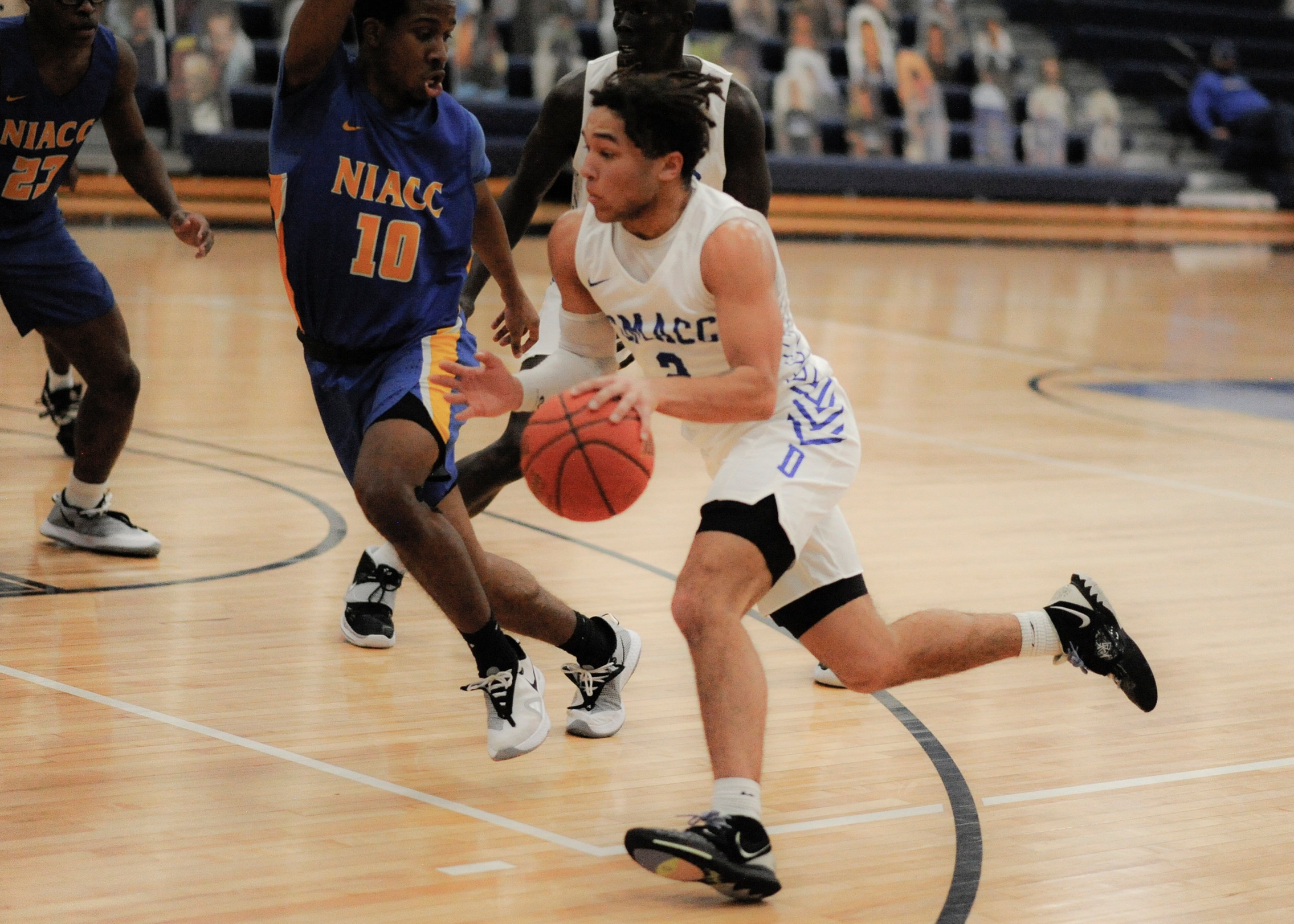 Guy's 18 points lift DMACC men's basketball team past NECC, 102-79