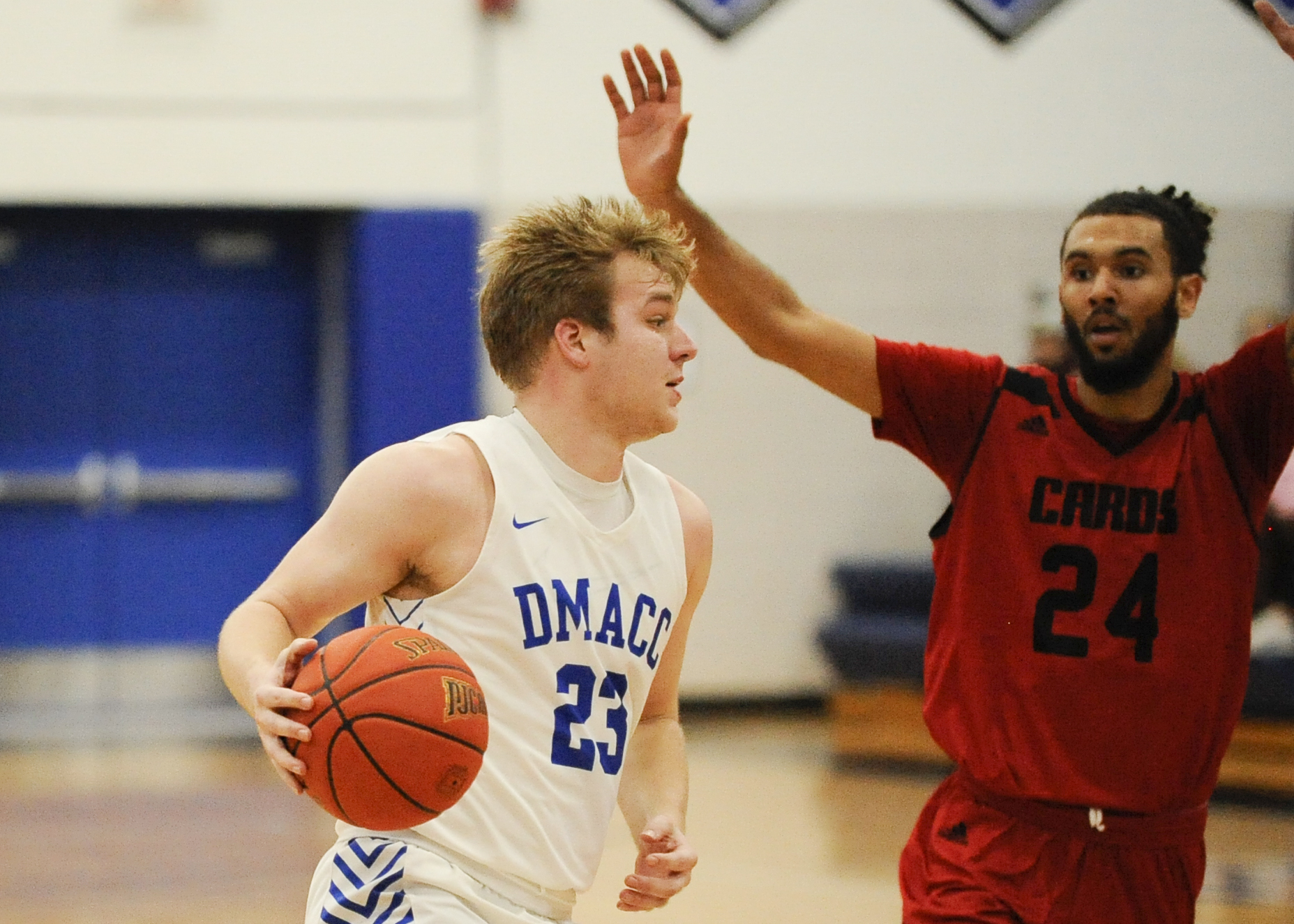 Parcher's 15 points lift DMACC men's basketball team past SWCC, 73-66