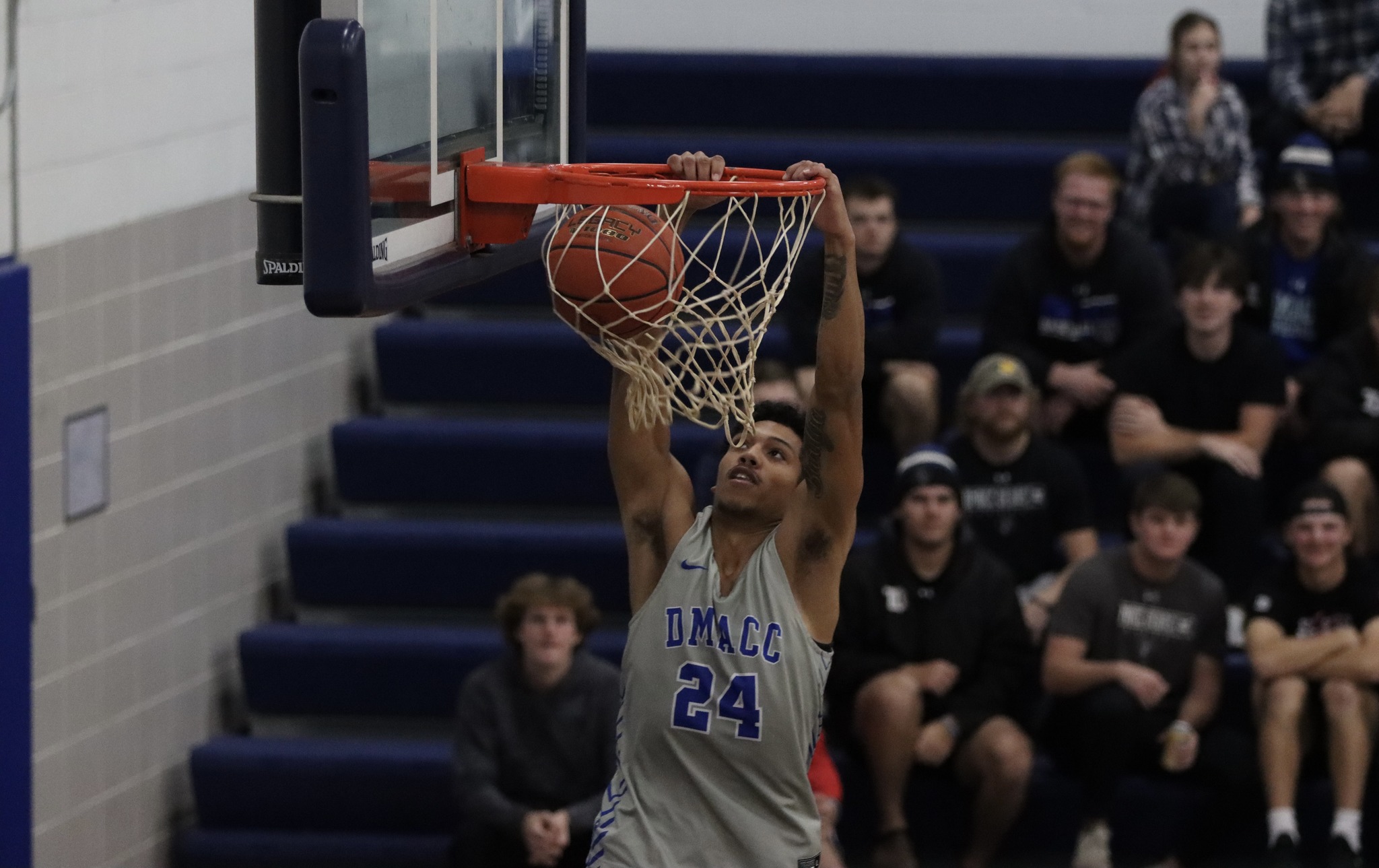 DMACC men's basketball team routs Marshalltown, 107-66