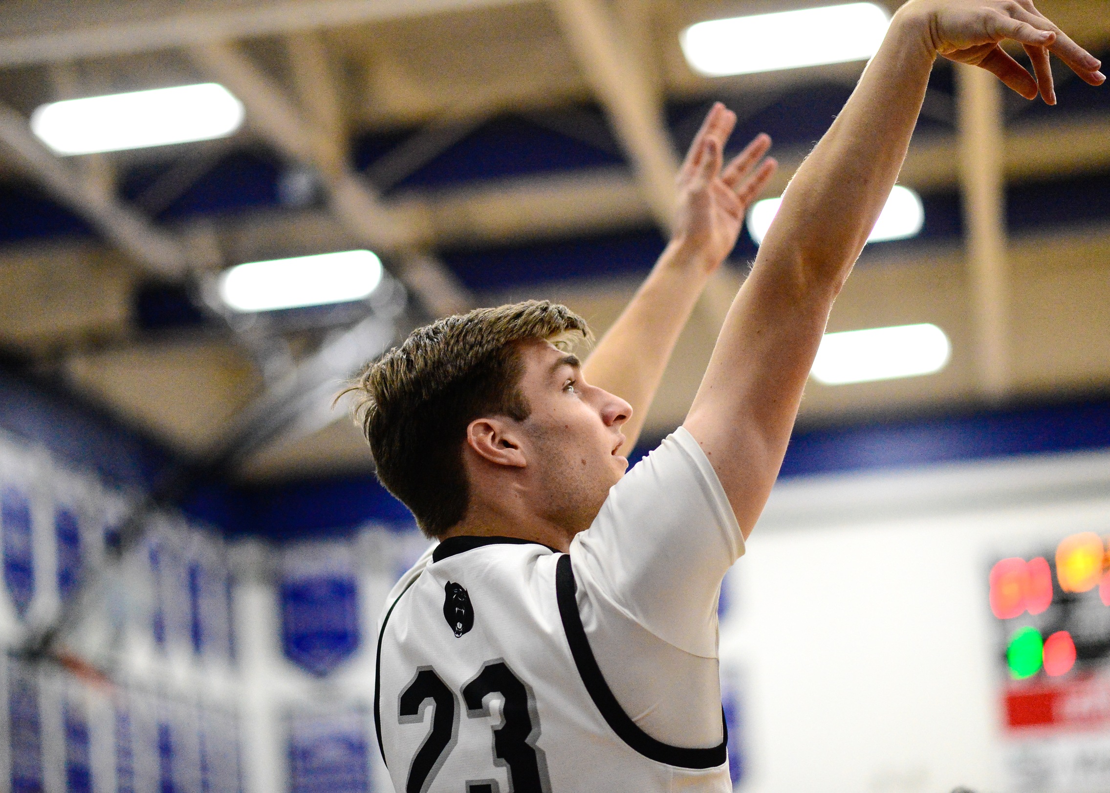 Andrew Austin's 25 points lead DMACC men's basketball team past DCTC, 122-68