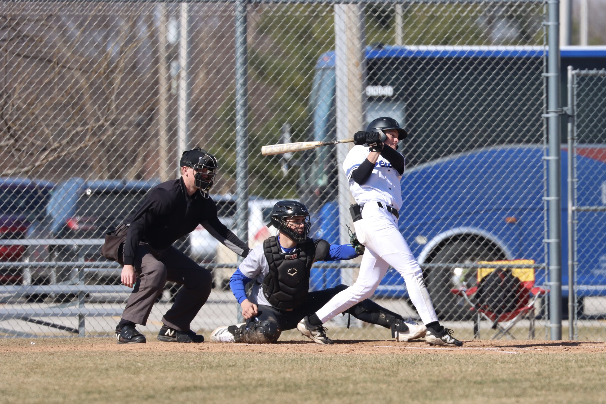 DMACC baseball team splits doubleheader with Dakota County