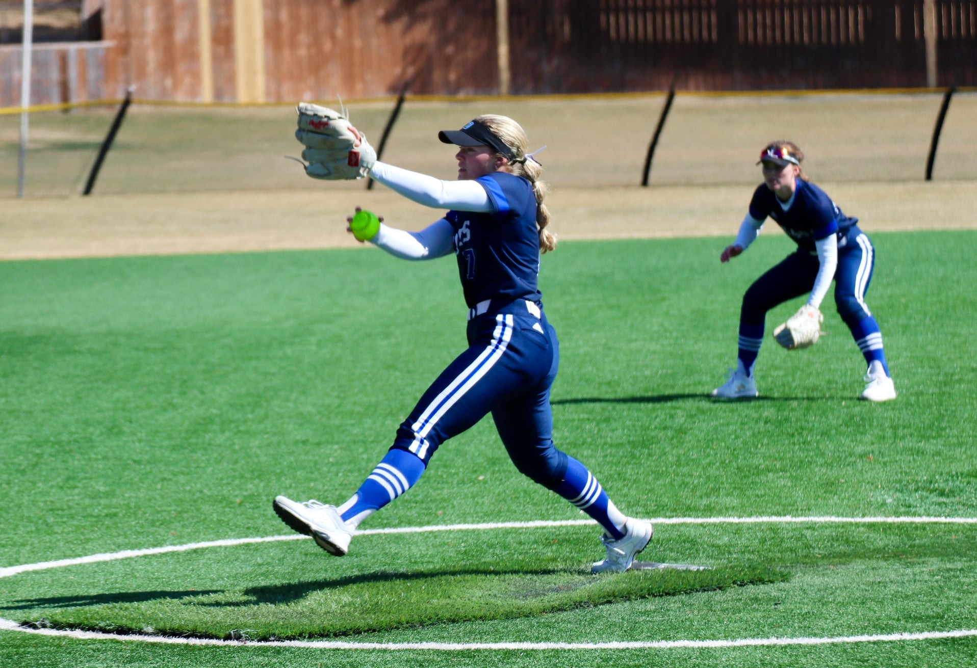 DMACC softball team sweeps four games on Oklahoma trip