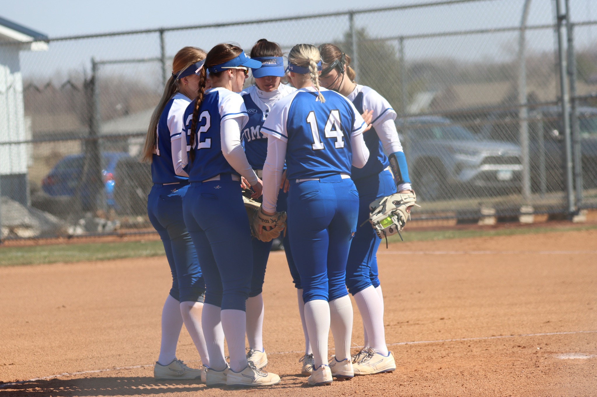 DMACC softball team drops doubleheader to NWMCC