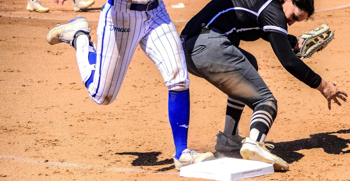 DMACC softball team goes 4-0 in Branson tournament