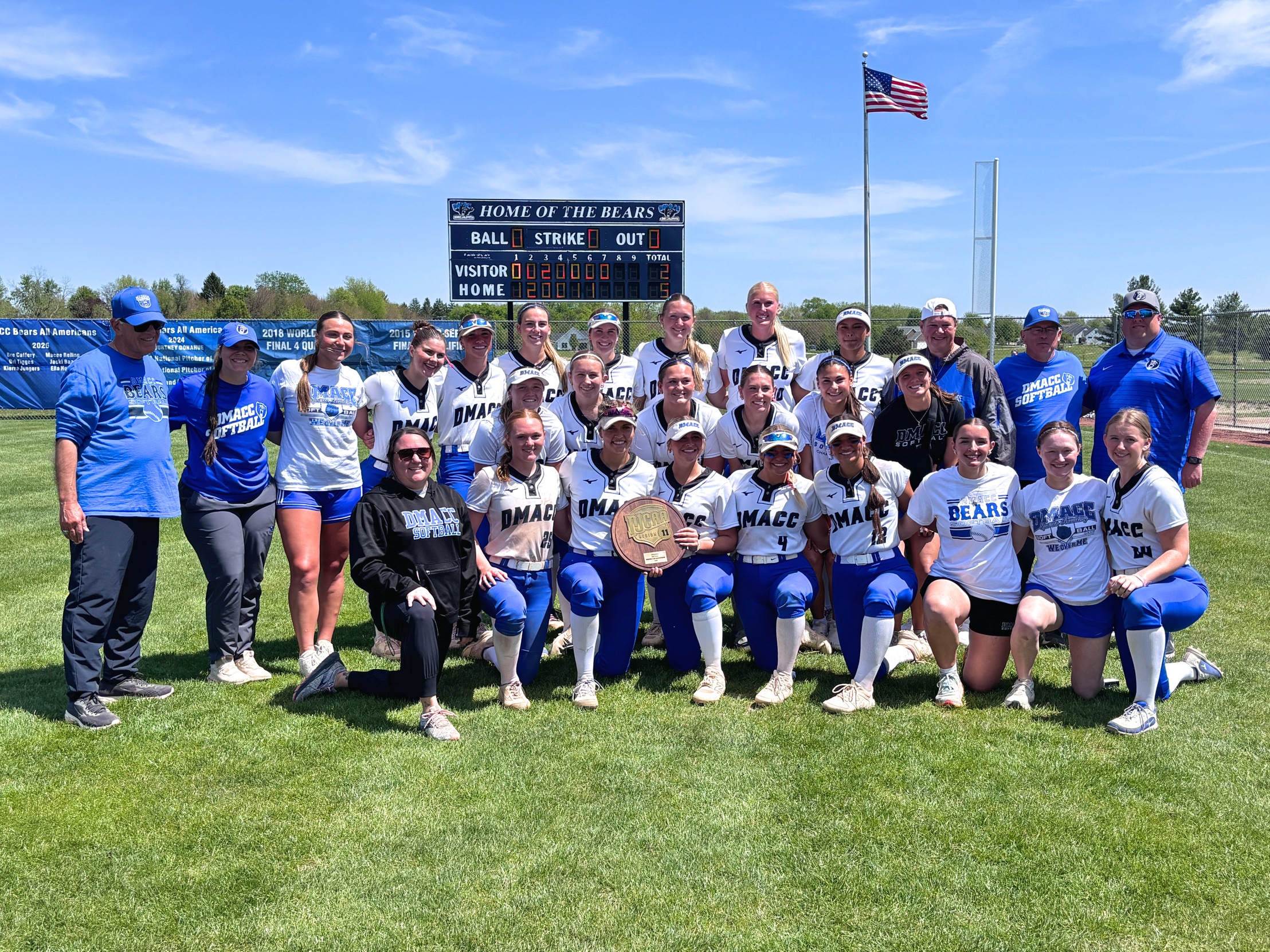 DMACC softball team wins 12th consecutive Region 11 championship