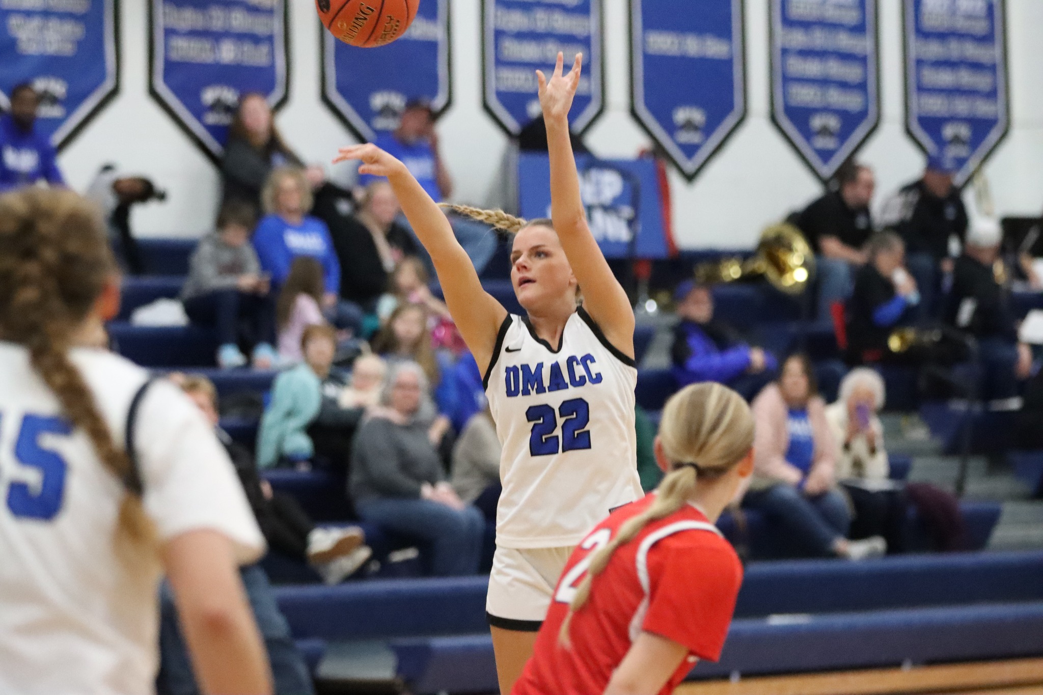 DMACC women's basketball team hands Ellsworth CC an 80-64 loss