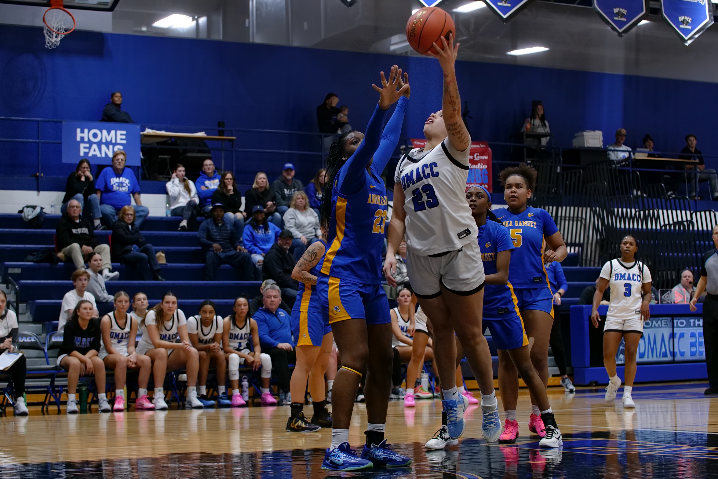 DMACC women's basketball team beats Black Hawk Moline CC and Anoka Ramsey CC