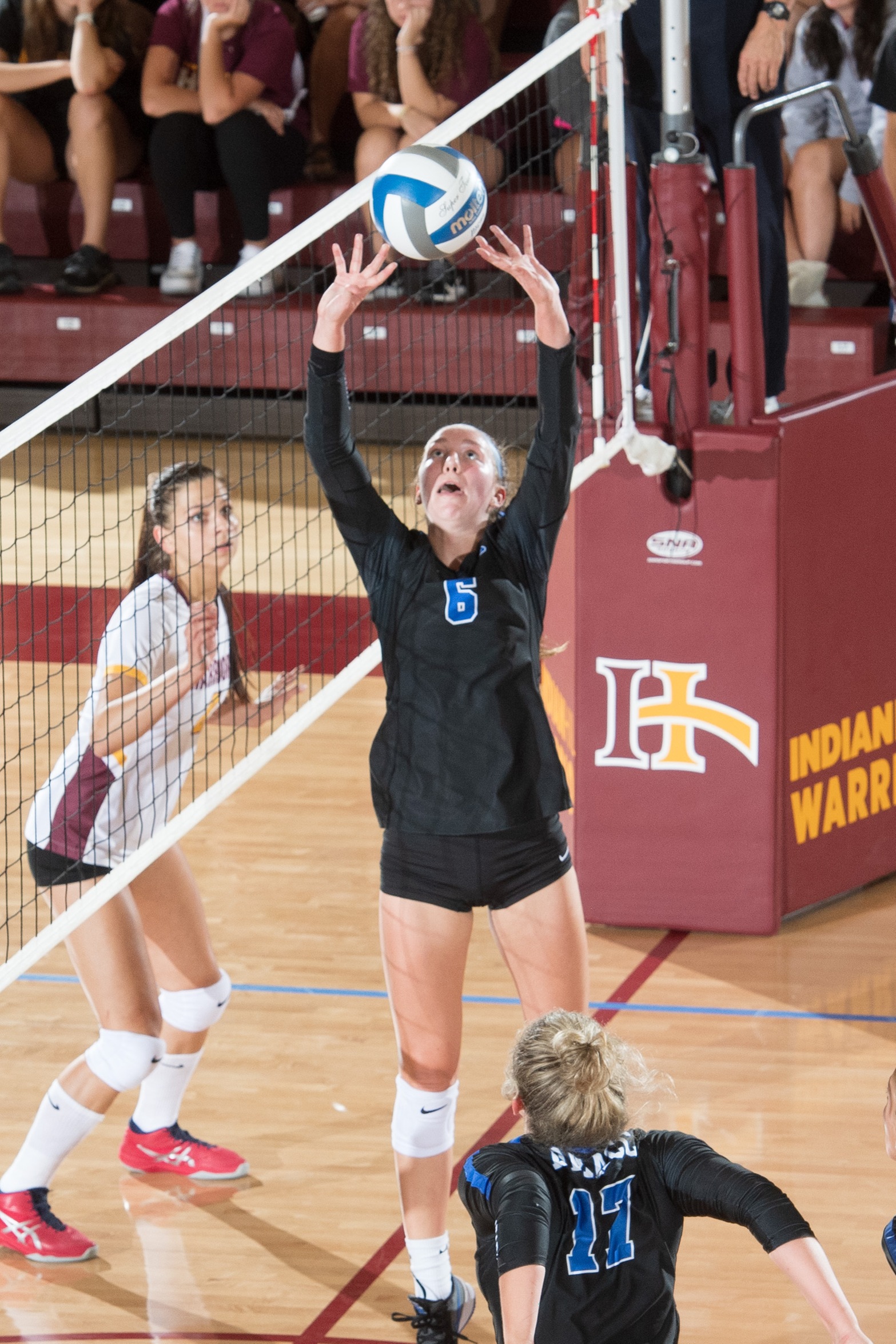 DMACC volleyball team takes 3-1 decision from Northeast