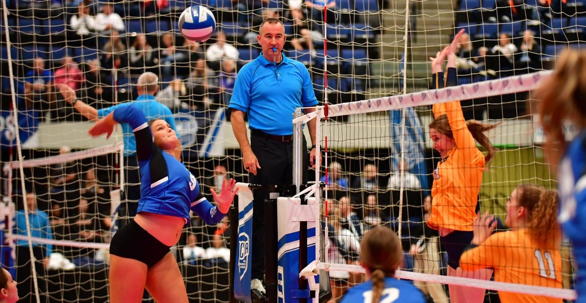 DMACC volleyball team opens national championship with upset of sixth-seeded Grand Rapids